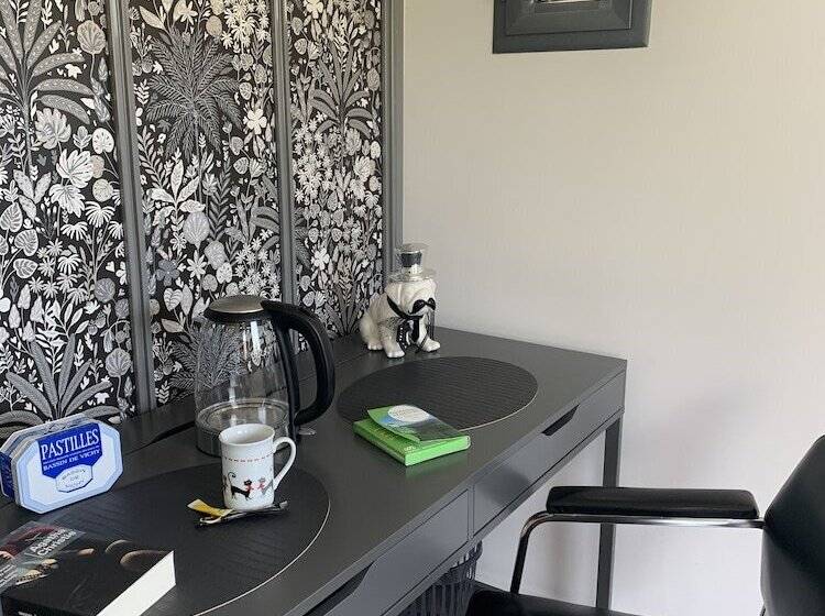 צימר Domaine De La Rue De La Tour