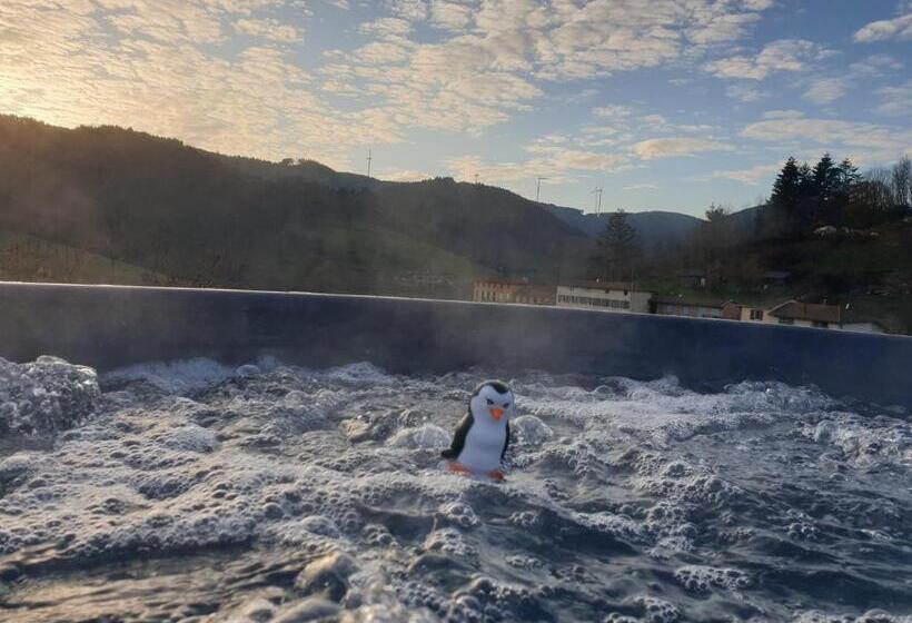 צימר Domaine De La Rue De La Tour