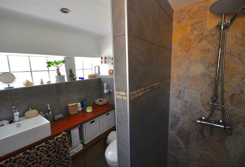 ベッドアンドブレックファースト Dachterrassenzimmer In Romantischem Landhaus Mit Pool