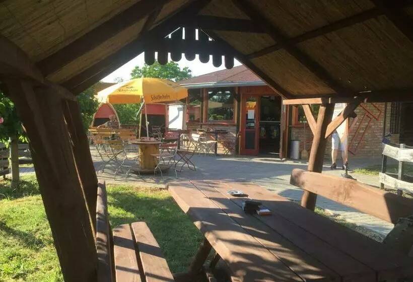 Aamiaismajoitus (B&B) Kérész Panzió