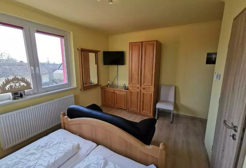 Aamiaismajoitus (B&B) Kérész Panzió