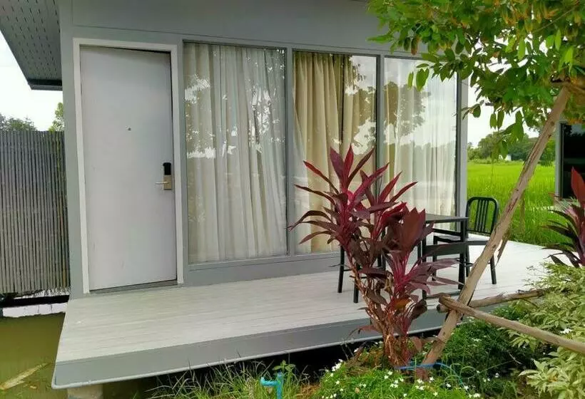 Aamiaismajoitus (B&B) Wuadaeng Villa