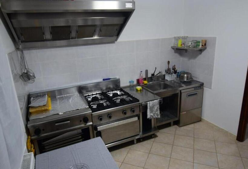 בית מלון כפרי Agropensiune Casa Sonia