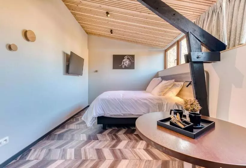 Hotelli Les Chambres Du Domaine Du Vieux Château