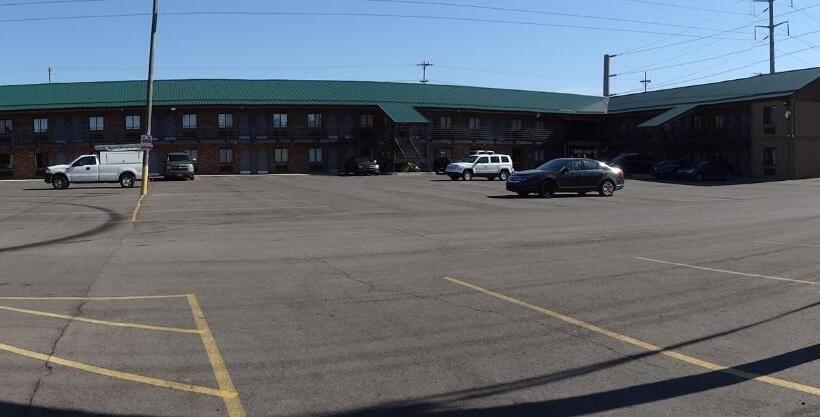 모텔 Red Apple Inn