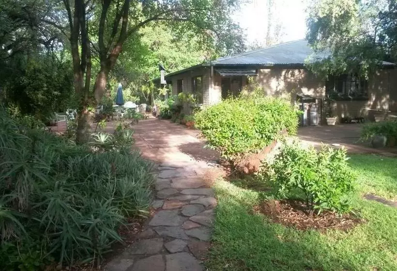 Majatalo Angela S Guest House