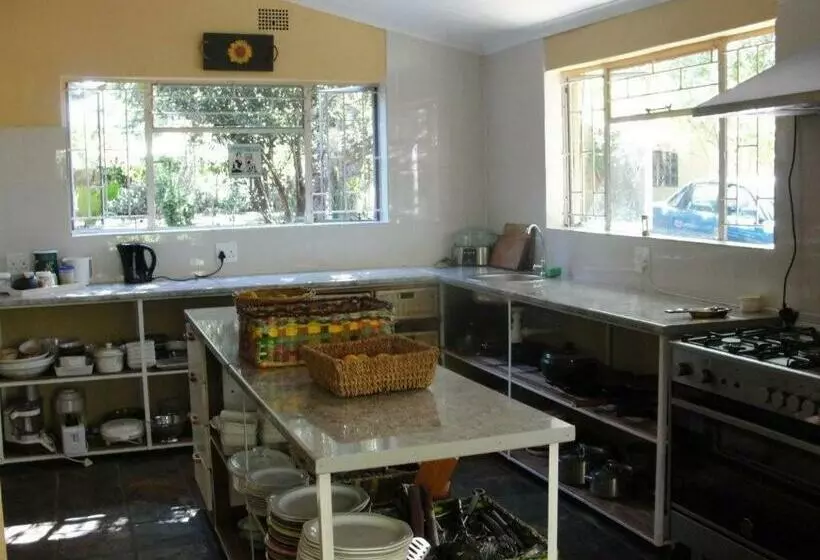 Majatalo Angela S Guest House