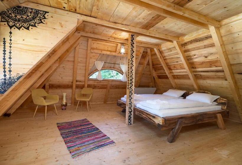 Пансион Casa Bunicilor Apuseni