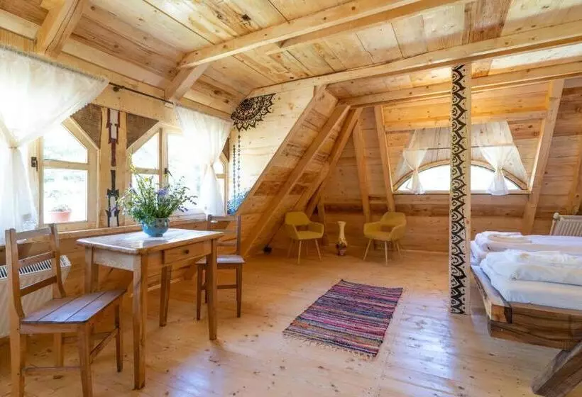 ペンション Casa Bunicilor Apuseni