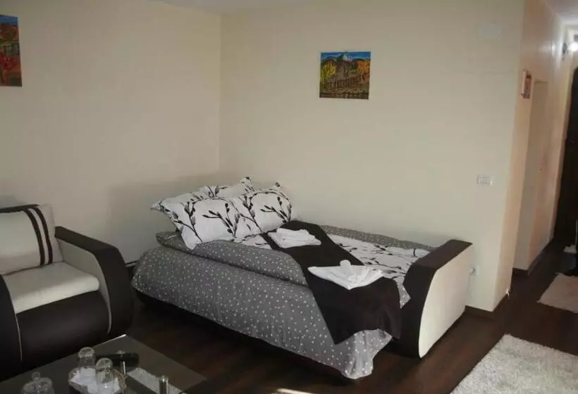 Majatalo Casa Din Deal Isverna Mehedinți