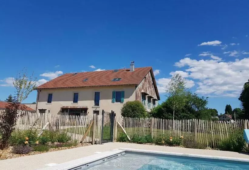 ペンション La Pause ô Logis