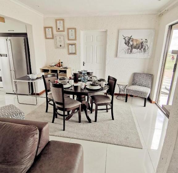 بنسيون Moletji Guest House