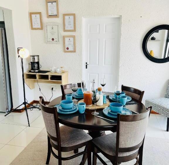 بنسيون Moletji Guest House