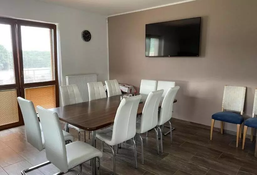 Majatalo Penzion čavisov