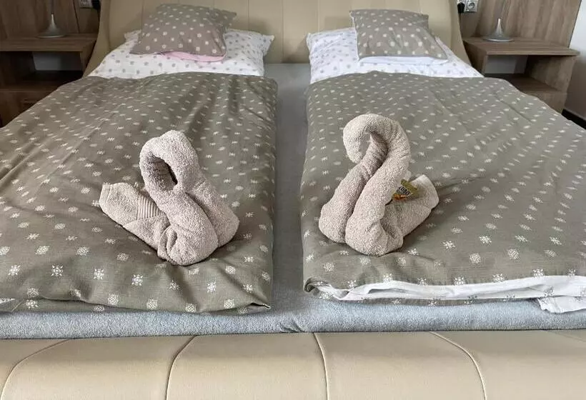 Majatalo Penzion čavisov