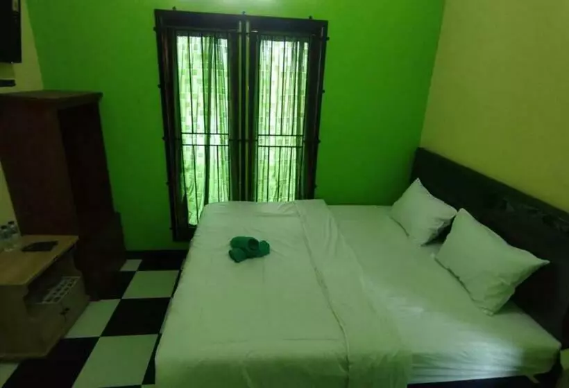 Majatalo Reddoorz Near Rsud Kebumen 2