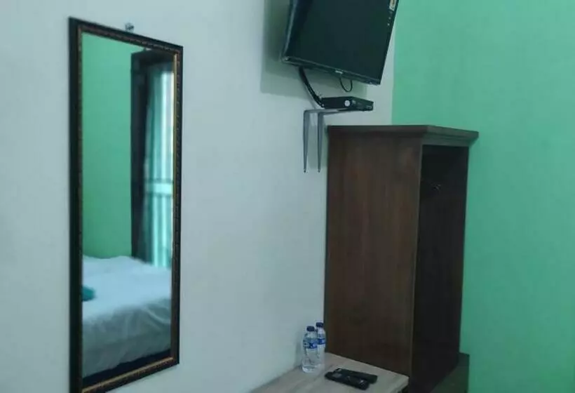 Majatalo Reddoorz Near Rsud Kebumen 2