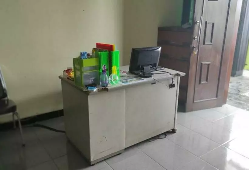 Majatalo Reddoorz Near Rsud Kebumen 2