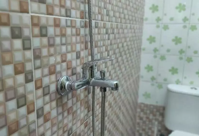 Majatalo Reddoorz Near Rsud Kebumen 2