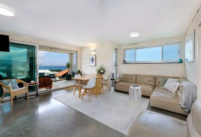 Majatalo Sandon Point Coastal Abode
