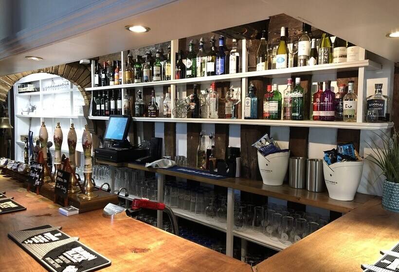 호스텔 The Hole In The Wall