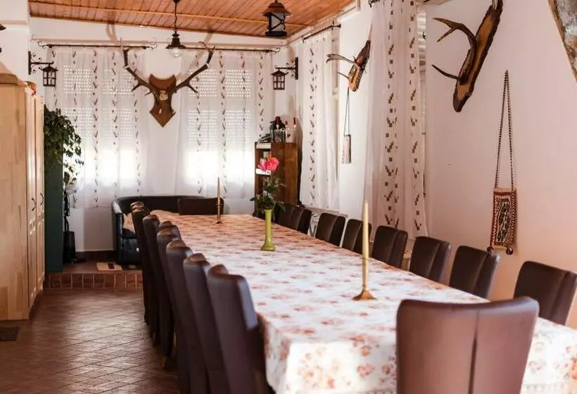 Aamiaismajoitus (B&B) Gasthaus Hundorf