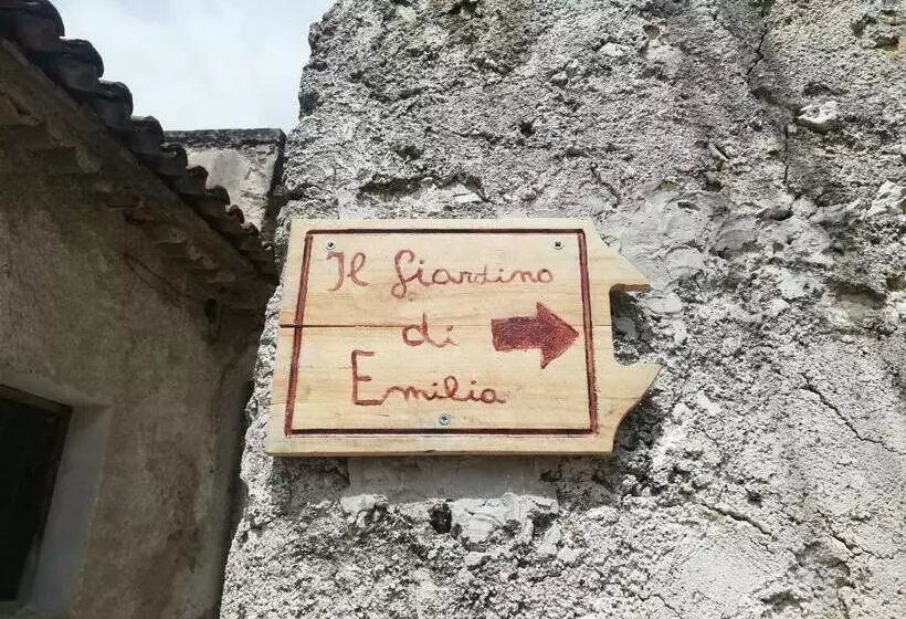 Aamiaismajoitus (B&B) Il Giardino Di Emilia