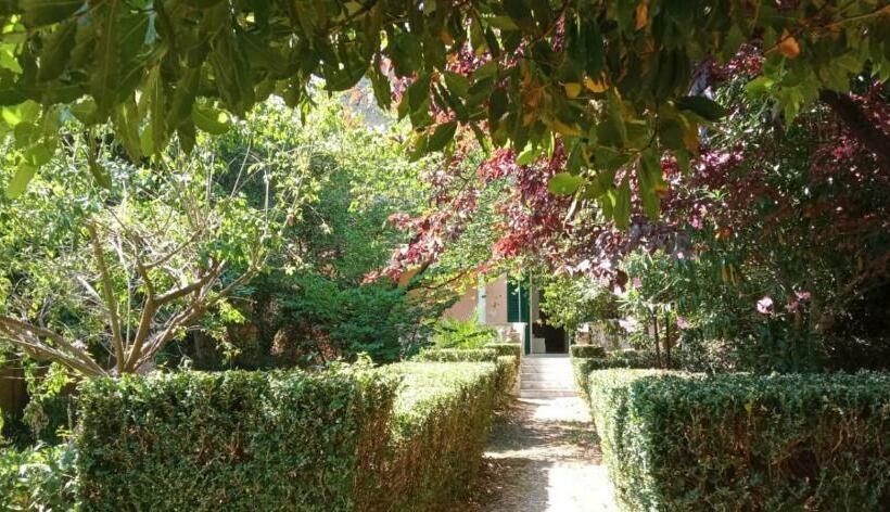 ベッドアンドブレックファースト Il Giardino Di Emilia