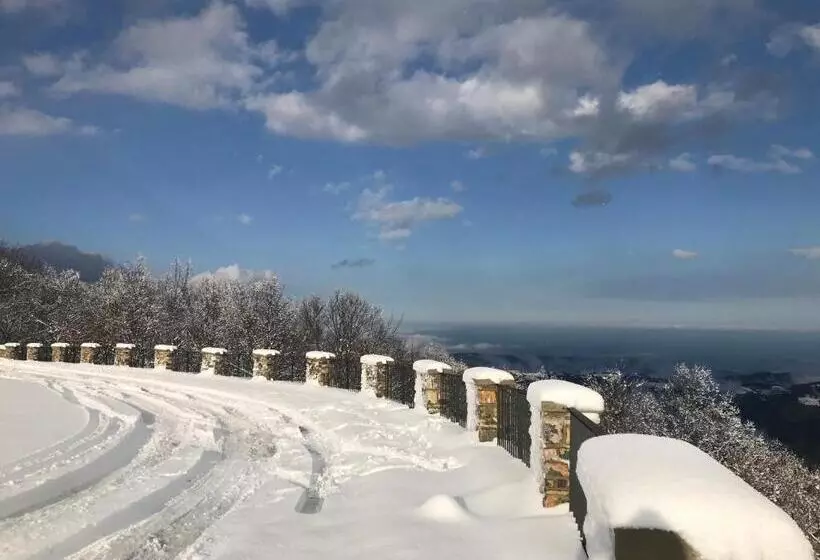 Aamiaismajoitus (B&B) Rifugio Radura Del Grano
