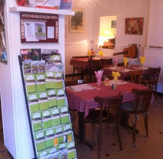 ホテル Auberge La Romaine