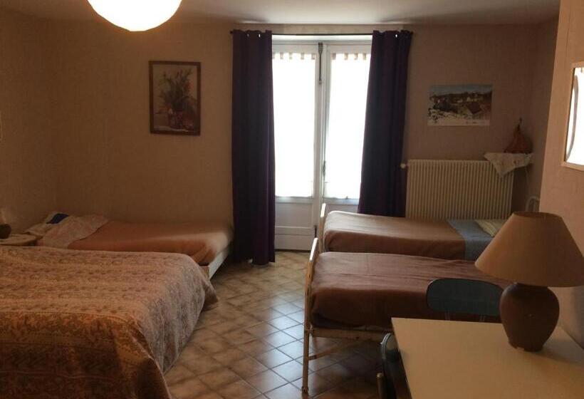 Отель Auberge La Romaine