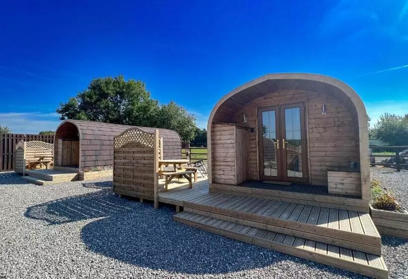 Hotelli Bryn Glamping