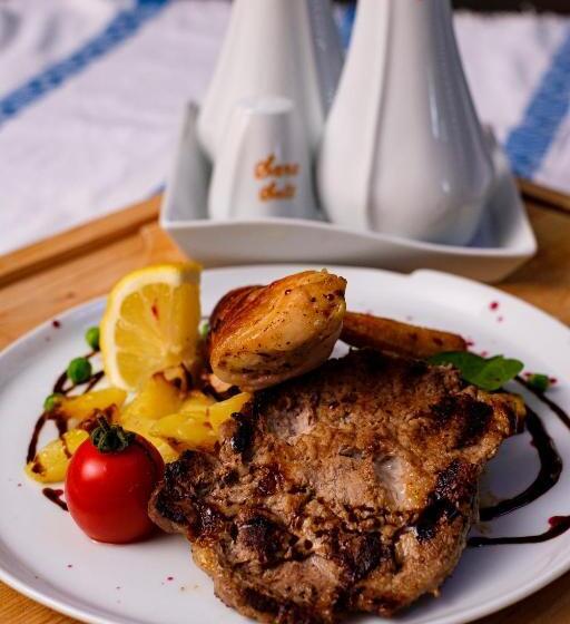 בית מלון כפרי Poezia