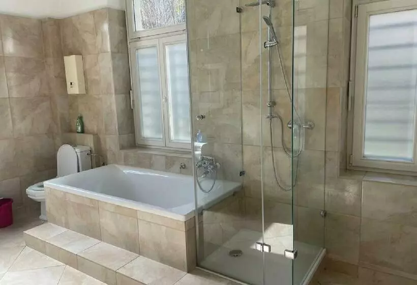 Majatalo A&s Ferienwohnungen Villa Berlin