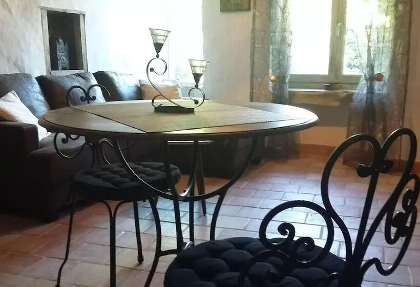 Majatalo Domaine De La Fée Licité