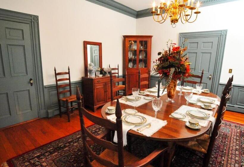 ペンション Hunter Ridge Estate