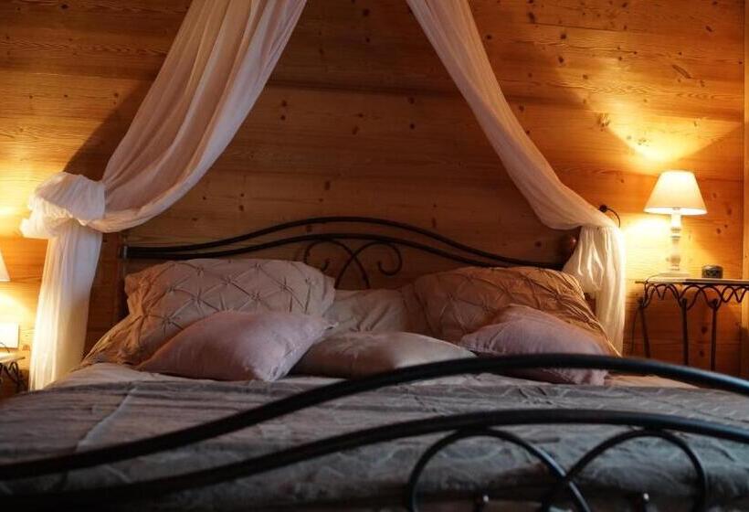 פנסיון L Ancienne Cure