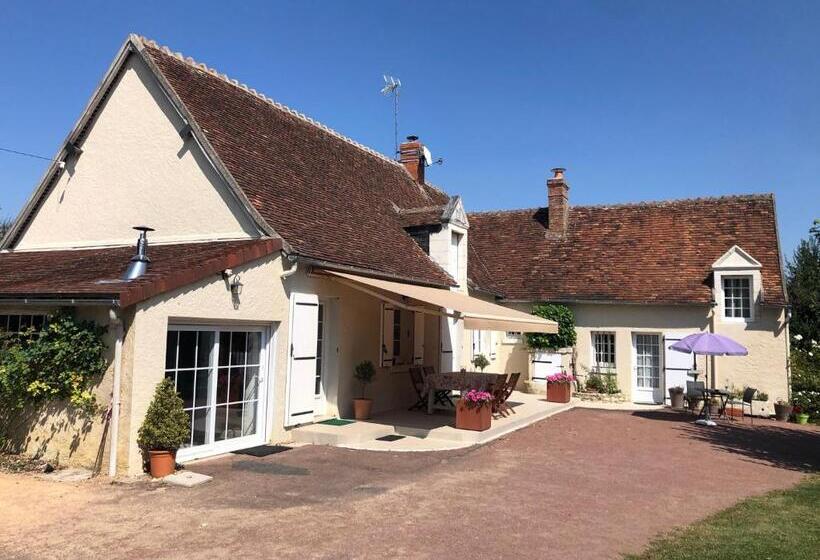 פנסיון La Petite Jucherie