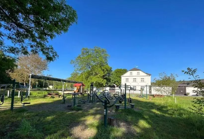 Majatalo Penzion A Restaurace Bělecký Mlýn