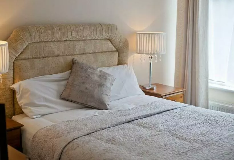 ペンション The Kerryway