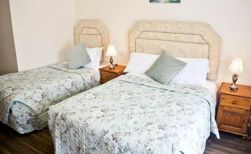 ペンション The Kerryway