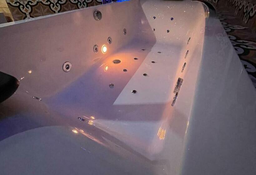 مبيت وإفطار Spa La Casa Blue