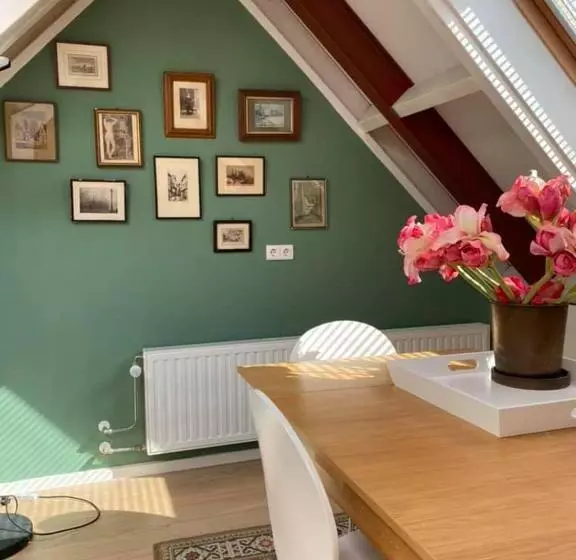 Aamiaismajoitus (B&B) De Vrienden Van Sir