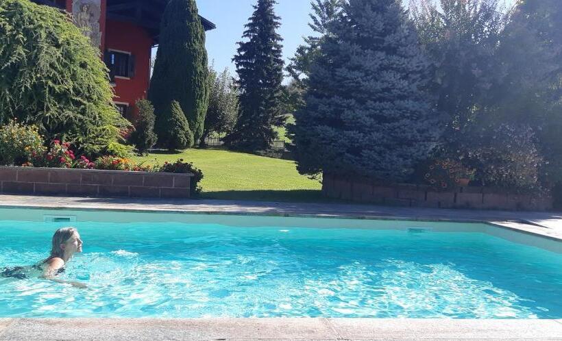 Bed and Breakfast L Isola Dla Cerrea