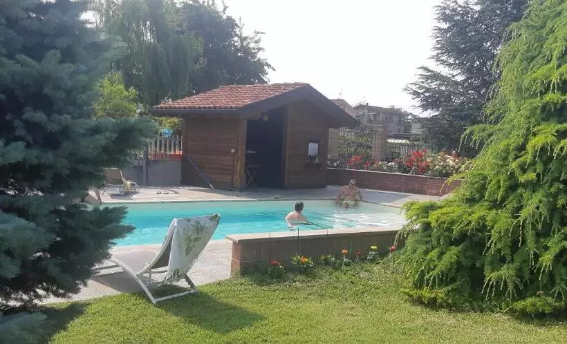 Aamiaismajoitus (B&B) L Isola Dla Cerrea