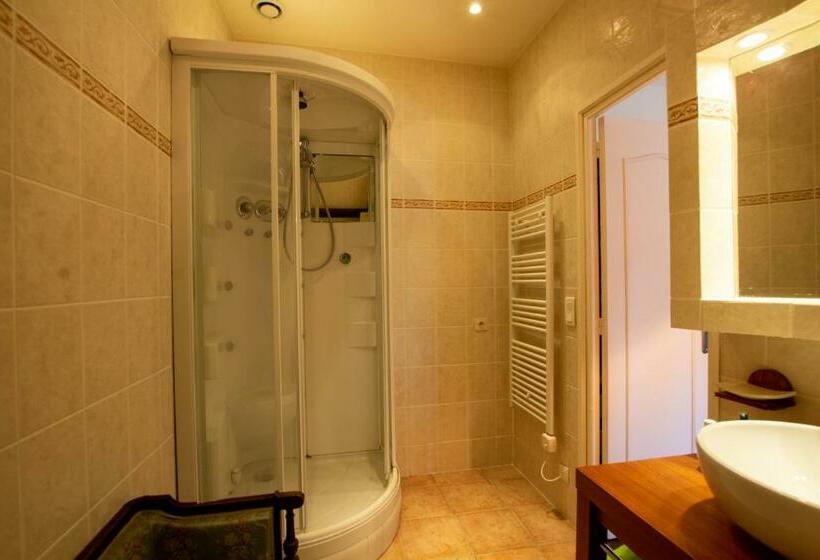 Bed and Breakfast Maison Croix Du Sud /chambre Coquelicot