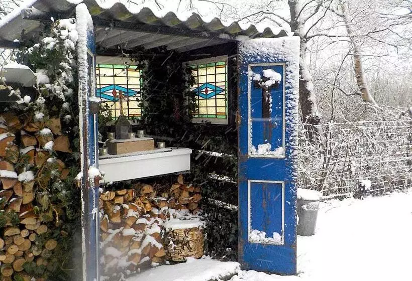 Aamiaismajoitus (B&B) Natuurhuisje  T Poepekrus