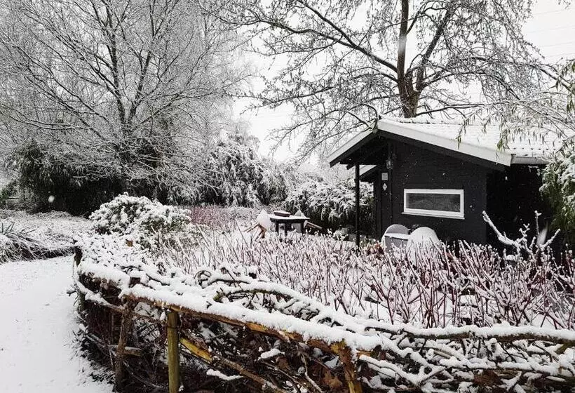 Aamiaismajoitus (B&B) Natuurhuisje  T Poepekrus