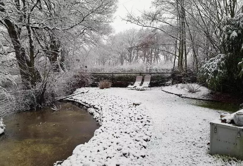 Aamiaismajoitus (B&B) Natuurhuisje  T Poepekrus