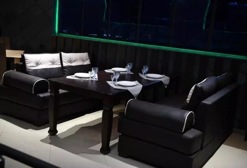 ベッドアンドブレックファースト Orran Hotel And Resort